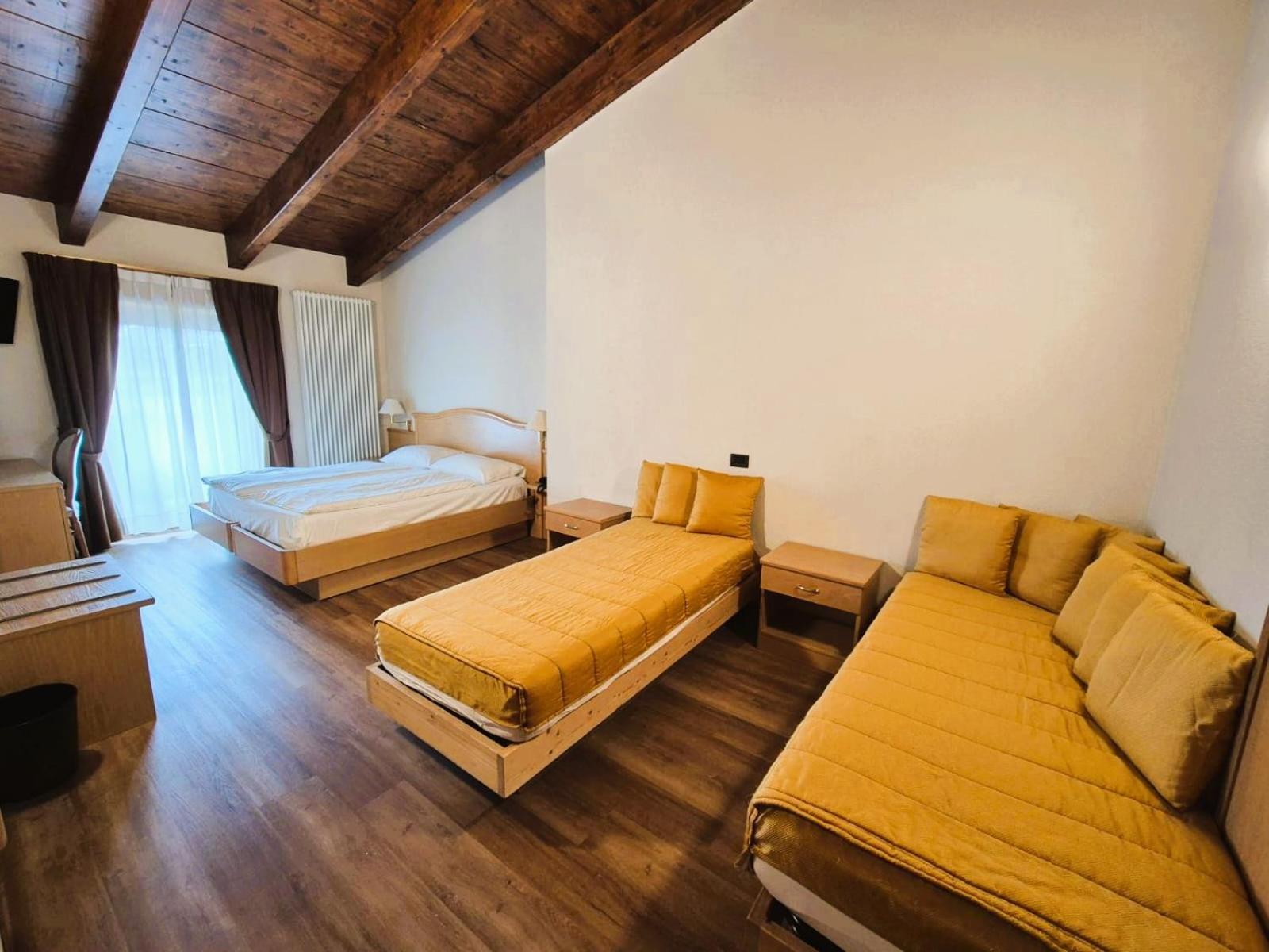 Hotel Angelica Livigno Kültér fotó