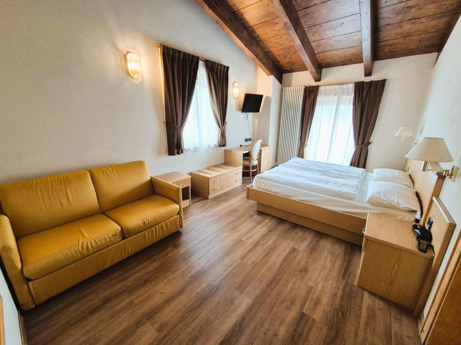 Hotel Angelica Livigno Kültér fotó